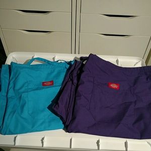 New 2 pair scrub pants